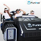 Sedili con diversi giocatori della macchina 6 del gioco del simulatore di Vr di realtà virtuale di FuninVR che corrono il simulatore di 9d VR