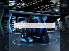 Vivi l'Ultimate Flight 720 Degrees Flight Simulator per il Parco del Trampolino